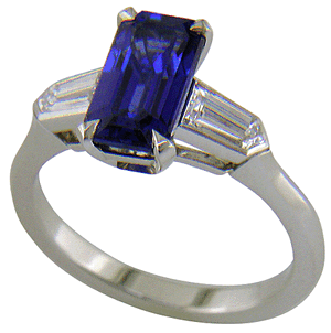 Sapphire-Sensation-Platinum-Ring-II-22b.gif