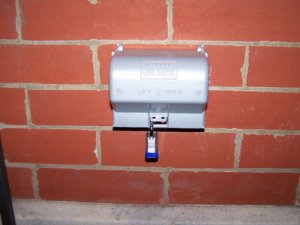 sumbpowerlock.jpg