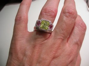 Leviev pink and green diamond a.jpg