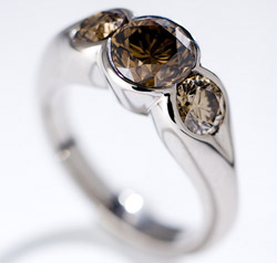 Cognac-3-Diamond-Ring_lg.jpg