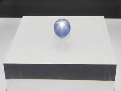 TheEasternStarSapphire_cropped.JPG
