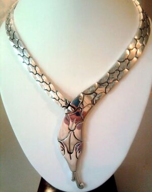 Silver snake necklace.JPG