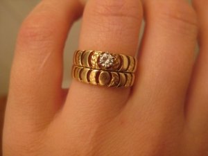moms ring 746003.jpg