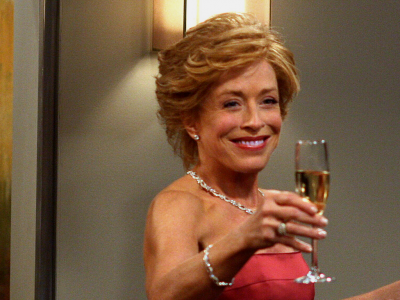 Evelyn-two-and-a-half-men-31196024-1024-768-400x300.png