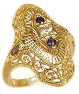 Bella ring frekes head.jpg