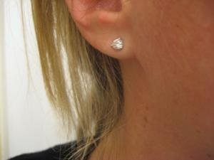 littleearrings2.JPG