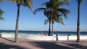 FtLaudBeachXmas.jpg