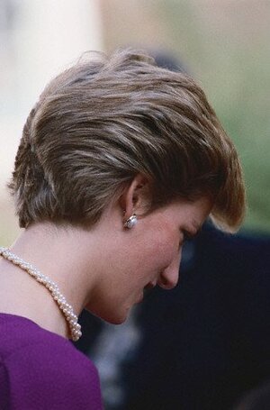 diana twisted pearls side.jpg
