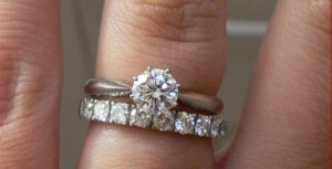 wed solitaire small.jpg
