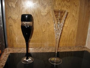 blackcrystalflutes72509.jpg