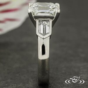 Green Lake Jewelry Works Side 152021 (3).jpg Green Lake Jewelry Works Side 152021 (3).jpg