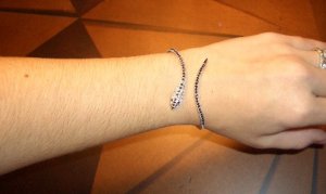blackdibracelet 039.JPG blackdibracelet 039.JPG