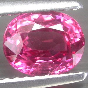 hotpinkspinel1.jpg