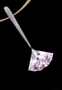 pink_topaz_pendant.jpg