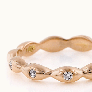 18kt Rose Gold "Thin Seed" Band by Amy Levine