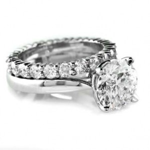 Legato and Eternity Wedding Set
