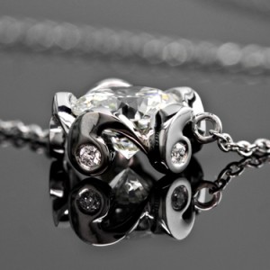 The 'Bellerina' diamond pendant--