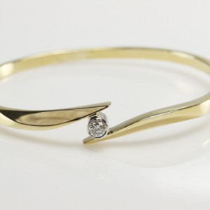 Diamond Solitaire Tension Bracelet