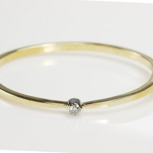 Simplicity Diamond Solitaire Bangle