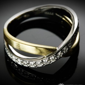 Custom Platinum and 18K Yellow Gold wedding band