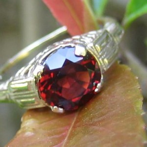 1930's Garnet Ring