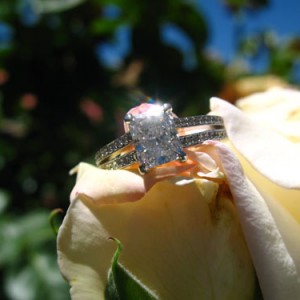 Girlie-girl's ring 3