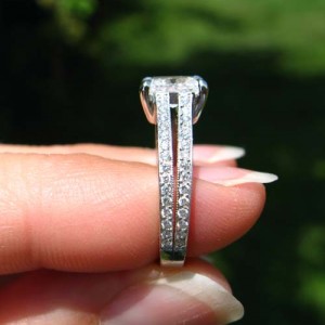 Girlie-girl's ring 4