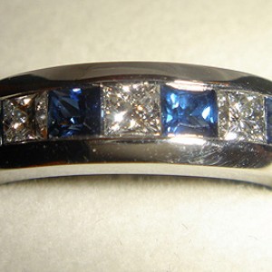 Diamond Sapphire E-Ring