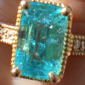 Cuprian Emerald in Sun