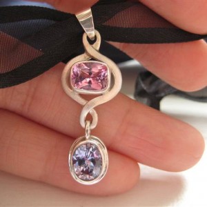 Spinel and silver pendant
