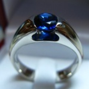 mogok sapphire in safe tension setting