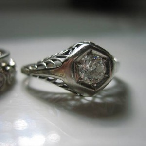 LaurenThePartier's Great Grandmother's .35 ct. OMC in white gold