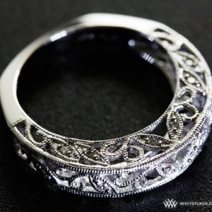 'Filigree in Bloom' diamond wedding band