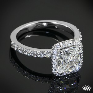 Custom Halo Diamond Engagement Ring