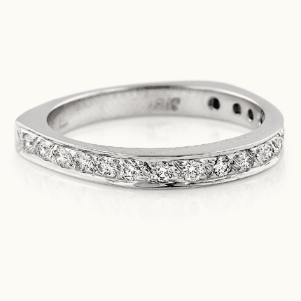 18kt White Gold "Triangle" Band by Amy Levine