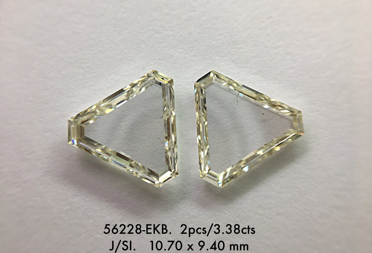 56228