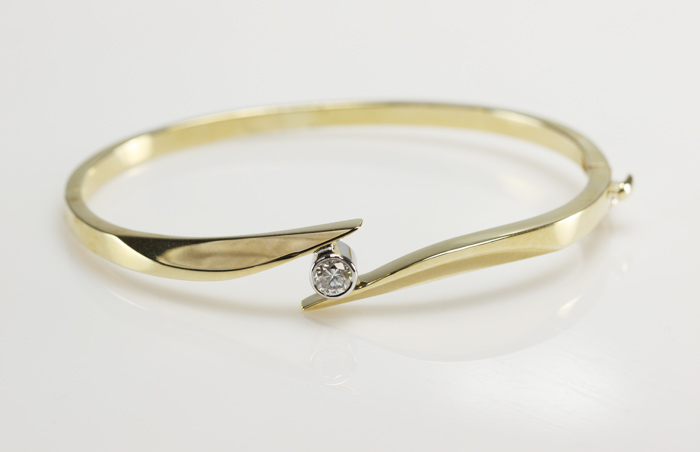 Diamond Solitaire Tension Bracelet