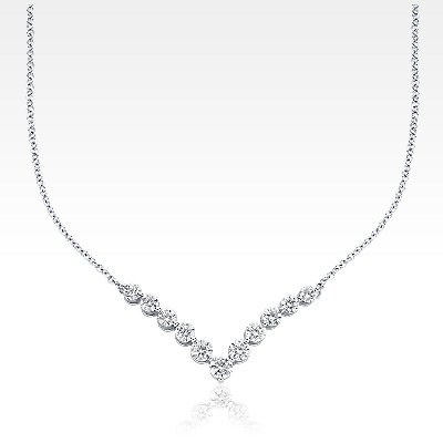 Diamond 'V' Necklace in 18k White Gold (2 ct. tw.)