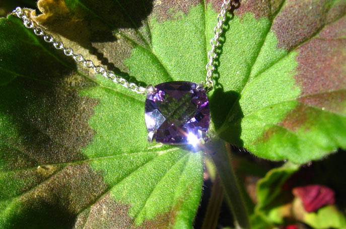 Dreamgirl's Tiffany Amethyst