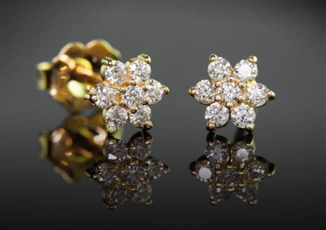 'Flower Cluster' Diamond Earrings