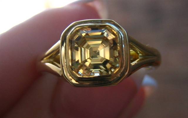 LaurenThePartier's 1.38 ct. Grossular Asscher in 18k JKT setting