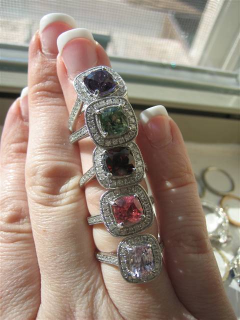 LaurenThePartier's 1.40 ct. spinel in LOGR setting