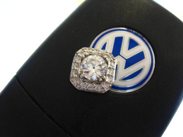 LaurenThePartier's H SI1 OEC Pendant