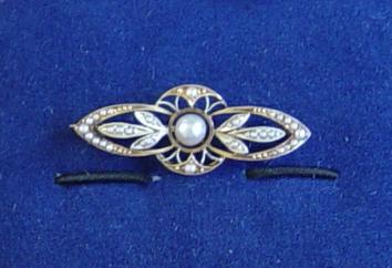 Vintage Pearl & Diamond Pin