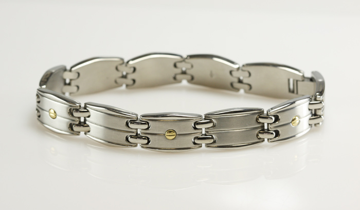 Whiteflash's White Gold Link Bracelet