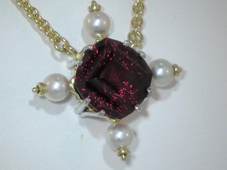 garnet and pearl pendant
