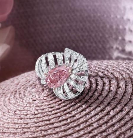 3.28 carat fancy vivid pink diamond ring