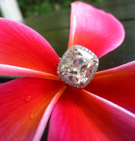 4 carat cushion cut diamond ring