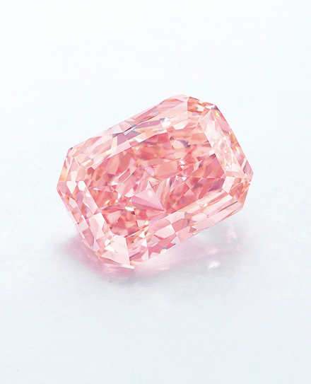 5.18-carat fancy vivid pink diamond • Image: Christie's