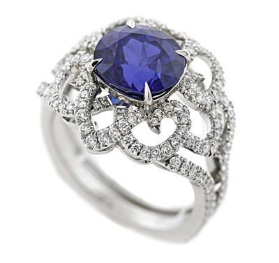 AGTA Spectrum Awards, Bridal Wear - 1st Place: Maria Canale, Richard Krementz Gemstones